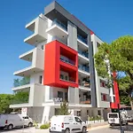 One Life Suites-5 By Interhome شقة بيبيوني