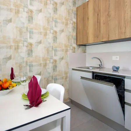 One Life Suites-5 By Interhome بيبيوني